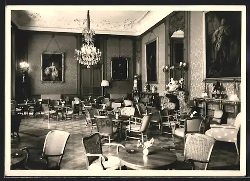 AK Kronberg im Taunus, Schlosshotel Kronberg, Grüner Salon, Innenansicht