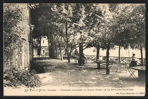 AK Le Val-d`Ajol, Terrasse ombragés du Grand Hotel de la Fruillée-Dorothée