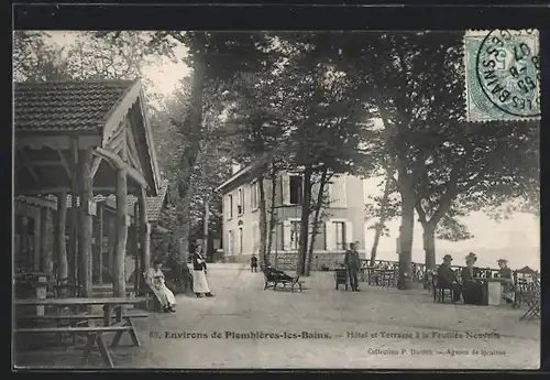 AK Plombières-les-Bains, Hotel et Terrasse à la Feuillèe Nouvelle