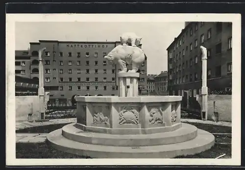 AK Wien, Tierkreisbrunnen am Matteottihof