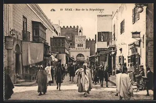 AK Sfax, Rue de la République