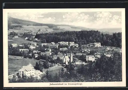 AK Johannisbad im Riesengebirge, Ortsansicht mit Kirche