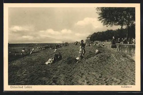 AK Laboe /Ostsee, Kinder am Badestrand