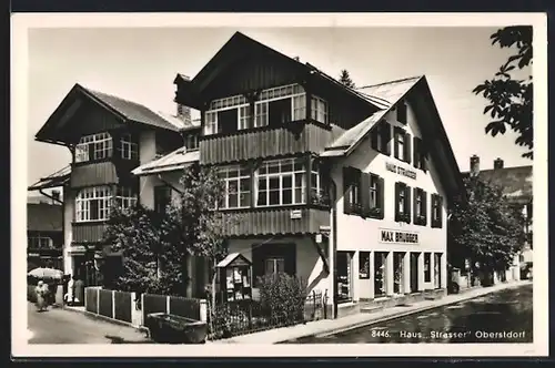 AK Oberstdorf, Hotel Haus Strasser, Hindenburgstrasse