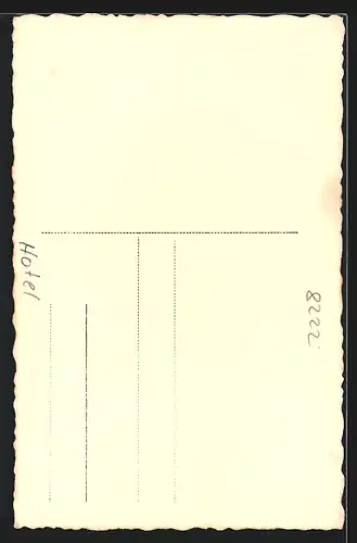 AK Ruhpolding /Obb., Hotel Haus Streil, Teilansicht mit Kirche