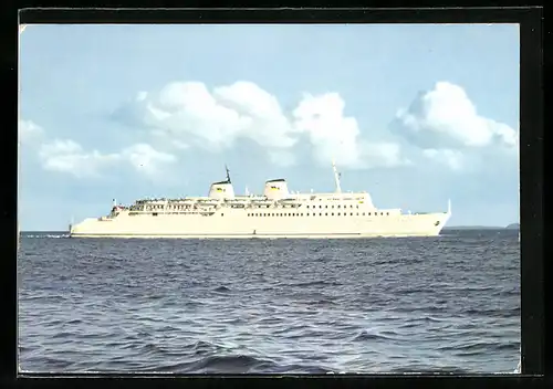 AK DDR-Passagierschiff Sassnitz auf hoher See