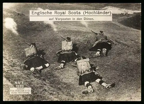 Riesen-AK 1.WK, Englische Royal Scots Highlander auf Vorposten in den Dünen