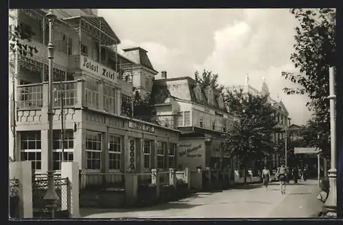 AK Binz /Rügen, Palast Hotel auf Promenade