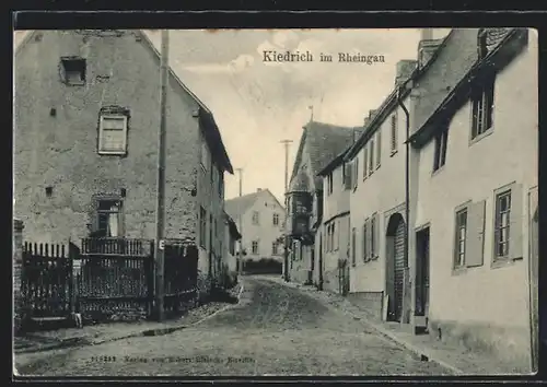 AK Kiedrich im Rheingau, Strassenpartie mit Häusern