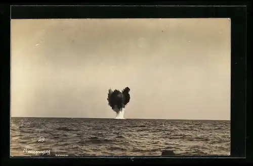 AK Minensprengung auf See