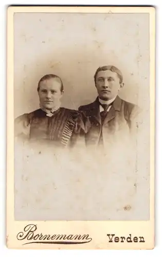 Fotografie Bornemann, Verden, Portrait Ehepaar mit eleganter Kleidung