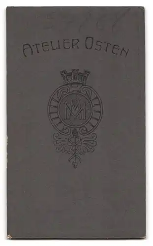 Fotografie Atelier Osten, Berlin, Frankfurter Allee 109 /112, Portrait junge Dame mit Halskette