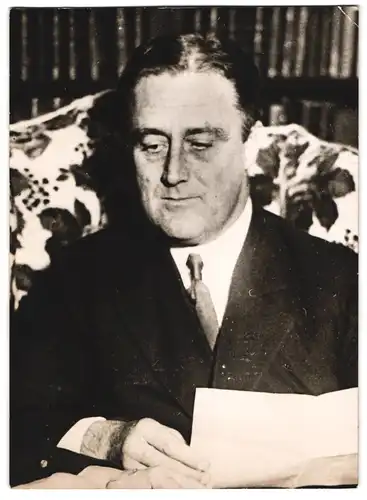 Fotografie unbekannter Fotograf und Ort, Portrait Franklin D. Roosevelt, 32. Präsedent der USA