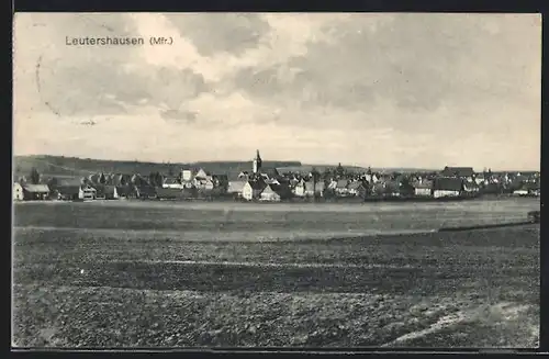 AK Leutershausen i. Mfr., Panorama, Ortsansicht mit Kirche