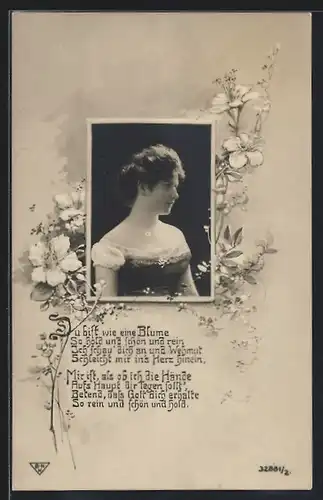 Foto-AK BNK 32881 /2: Junge Frau im schulterfreien Kleid korsettiert