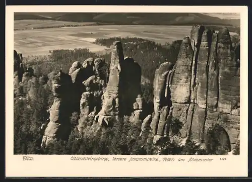 Foto-AK Walter Hahn, Dresden, Nr. 3392: Felsen am Schrammtor, Elbsandsteingebirge