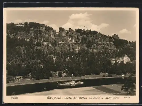 Foto-AK Walter Hahn, Dresden, Nr. 13277: Rathen, Elbetal mit Bastei und Bastei-Hotel, Elbdampfer Dresden