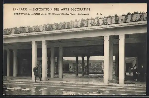 AK Paris, Exposition des Arts décoratifs 1925, Peristyle de la Cour des Mètiers