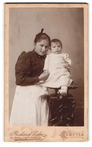 Fotografie Richard Eder, Kempten, Portrait Mutter mit Kind