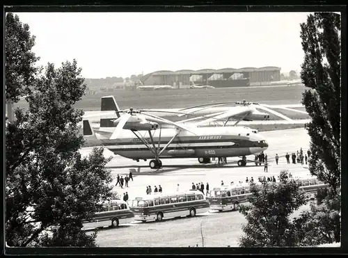 Fotografie Mil W-12 - Grösster Hubschrauber der Welt, Russischer Transporthubschrauber Kennung H-833