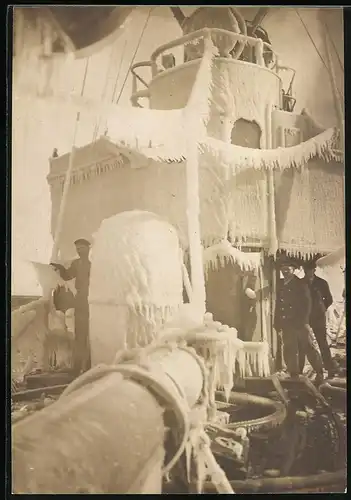 Fotografie 1.WK, vereistes Deck auf einem Kriegsschiff der kaiserlichen Marine