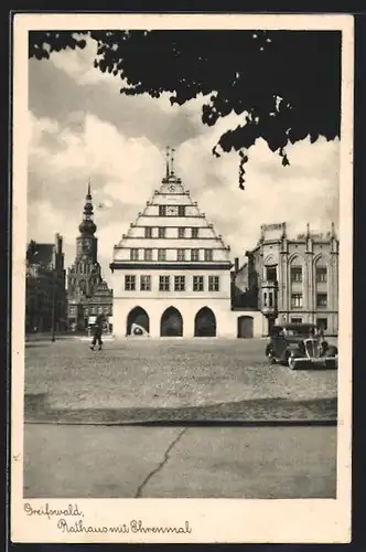 AK Greifswald, Rathaus mit Ehrenmal