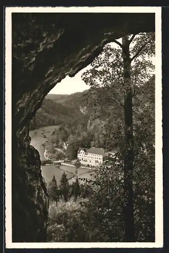 AK Doos / Fränkische Schweiz, Gasthof Heinlein vom Berg aus gesehen