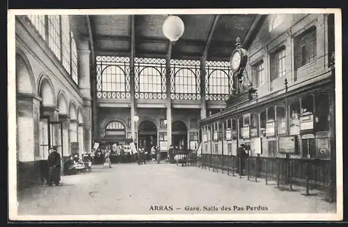 AK Arras, La Gare, Salle des Pas-Perdus, Bahnhof