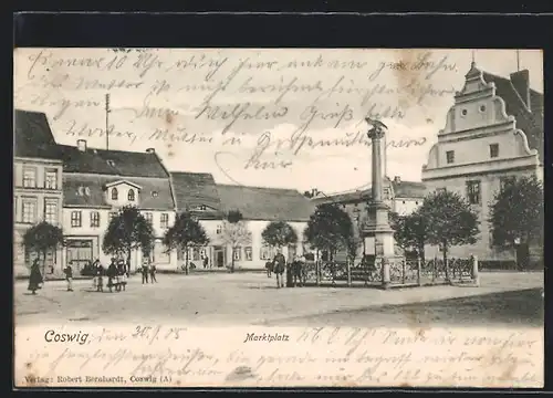 AK Coswig, Passanten auf dem Marktplatz