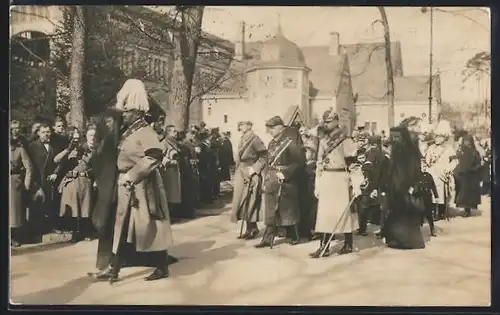 AK Beisetzung der deutschen Kaiserin, Trauerzug mit Kronprinzessin und Prinzen