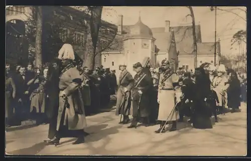 AK Beisetzung der deutschen Kaiserin, Trauerzug mit Kronprinzessin und Prinzen