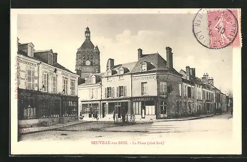 AK Neuville-aux-Bois, La Place (cote Sud)