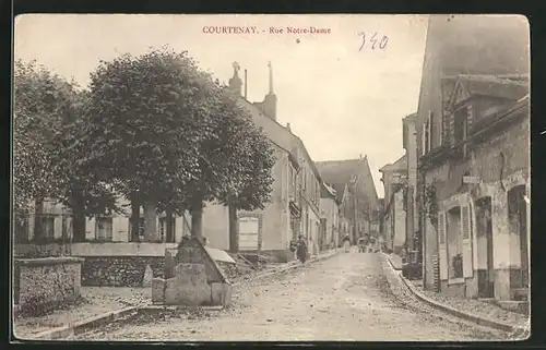 AK Courtenay, Rue Notre-Dame