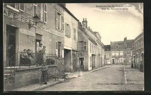 AK Beaune-la-Rolande, Cafe-Restaurant R. Plansen, Rue du Colonel-Basseries