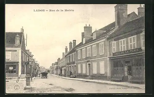 AK Ladon, Rue de la Mairie, Cafe de la Place