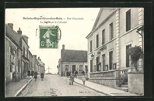 AK Sainte-Geneviève-des-Bois, Rue Principale, La Mairie et le Calvaire