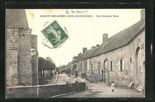 AK Saint-Hilaire-les-Andrésis, La Grande Rue, Blick in den Ort