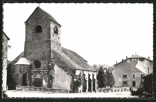 AK Voisey, L'Eglise