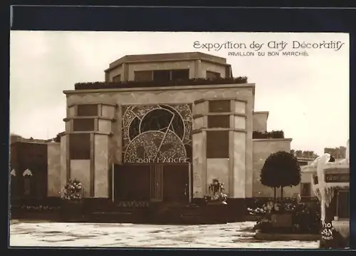 AK Paris, Exposition des Arts Decoratifs, Pavillon du Bon Marché, Ausstellung