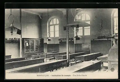 AK Montlucon, Institution St-Joseph, Une Salle d`étude