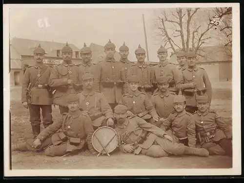 Fotografie 1.WK, Deutsche Soldaten in Feldgrau teilweise mit Orden Eisernes Kreuz EK II