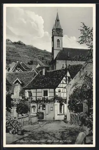 AK St. Martin, Ortspartie mit Kirche