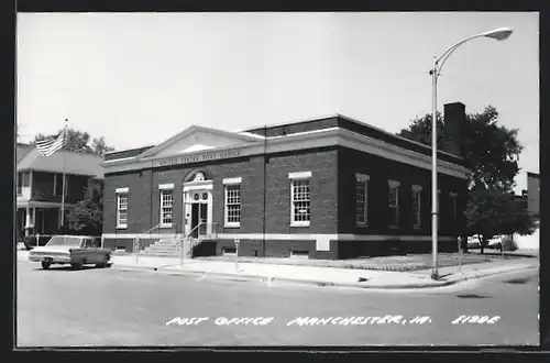 AK Manchester, IA, Post Office