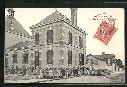 AK Ambonnay, La Mairie et la rue des Ecoles, Schulmädchen vor Rathaus