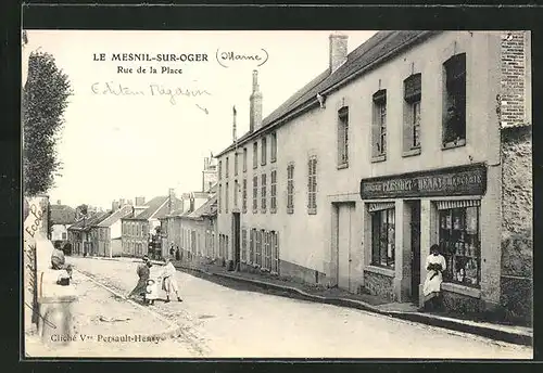 AK Le Mesnil-sur-Oger, Rue de la Place