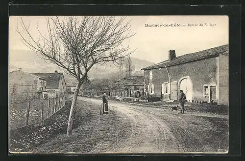 AK Barisey-la-Côte, Entrée du Village