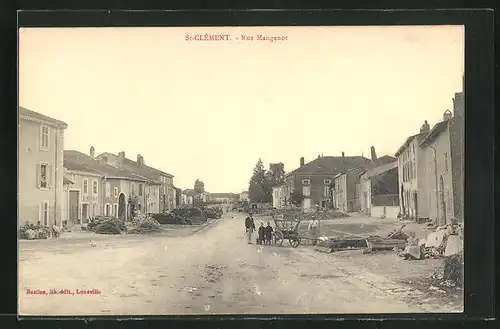 AK Saint-Clément, Rue Mangenot, Strassenpartie im Dorf