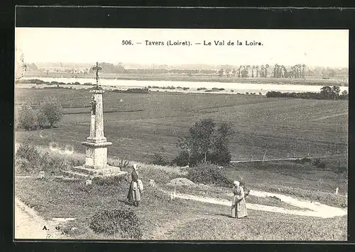 AK Tavers, Le Val de la Loire, le Croix