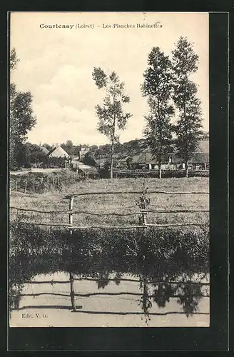 AK Courtenay, Les Planches Robinettes