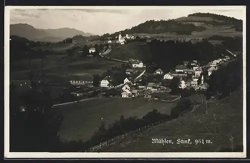 AK Mühlen / Steiermark, Totale vom Berg aus gesehen